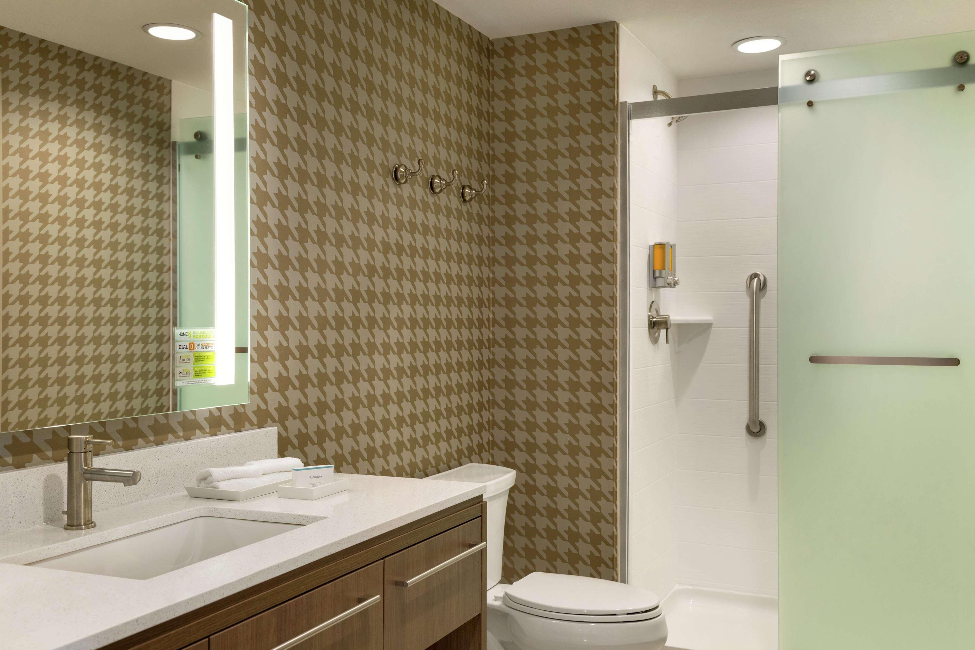 Home2 Suites By Hilton Frederick Exteriér fotografie