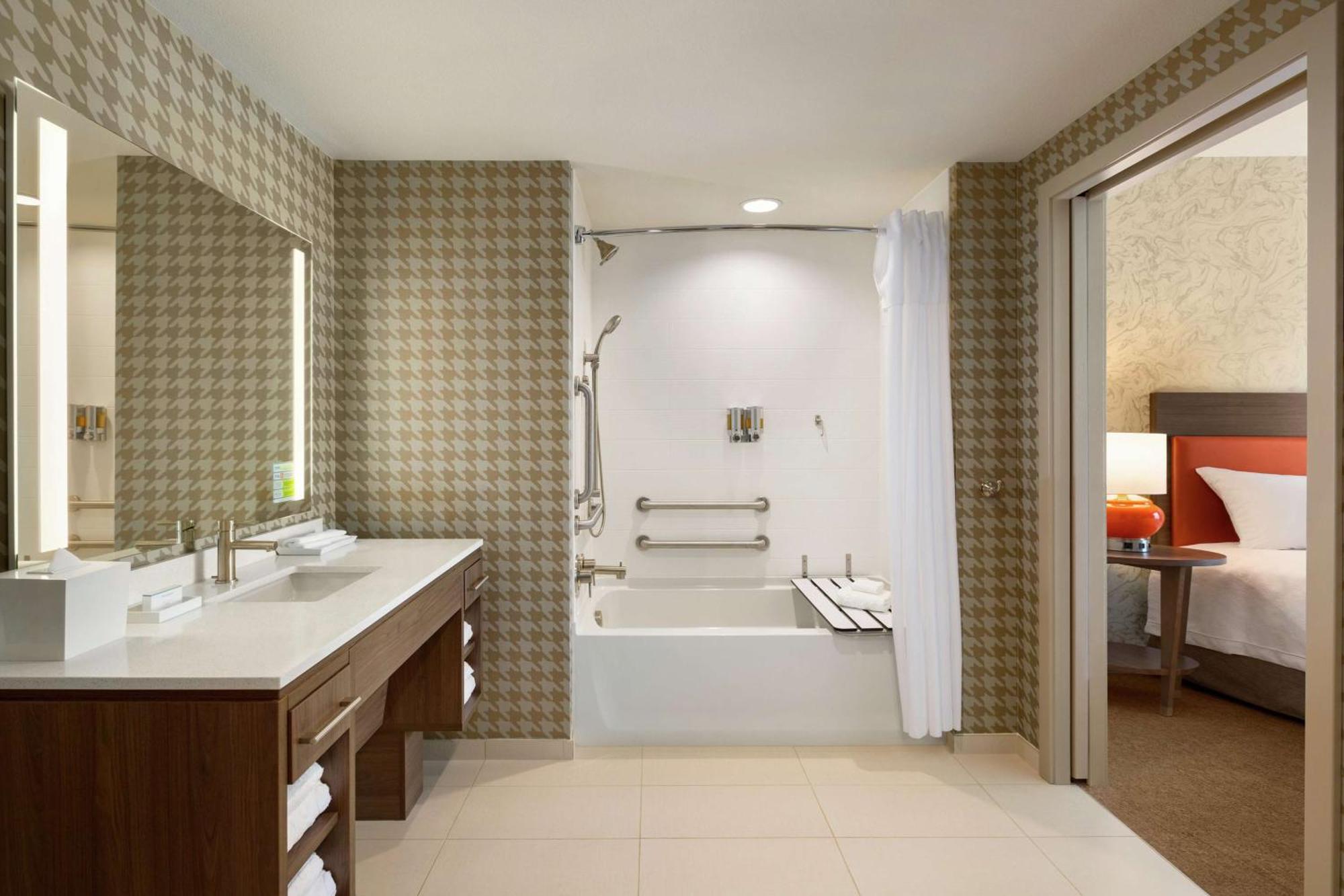 Home2 Suites By Hilton Frederick Exteriér fotografie